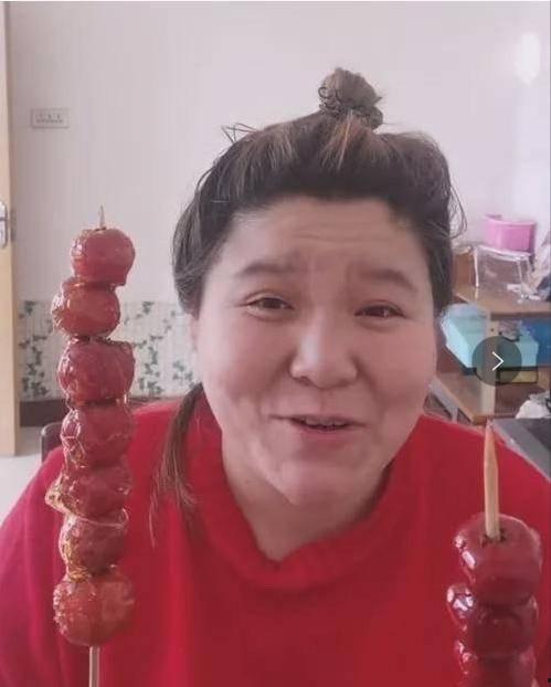 娱乐吃瓜君y郭老师,娱乐吃瓜界的风云人物，揭秘娱乐圈幕后故事